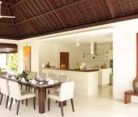 Villa Asante, Restaurants und Küche